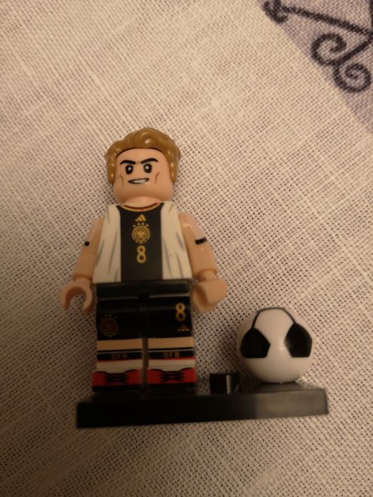 Kroos - figurka piłkarza Fifa Uefa