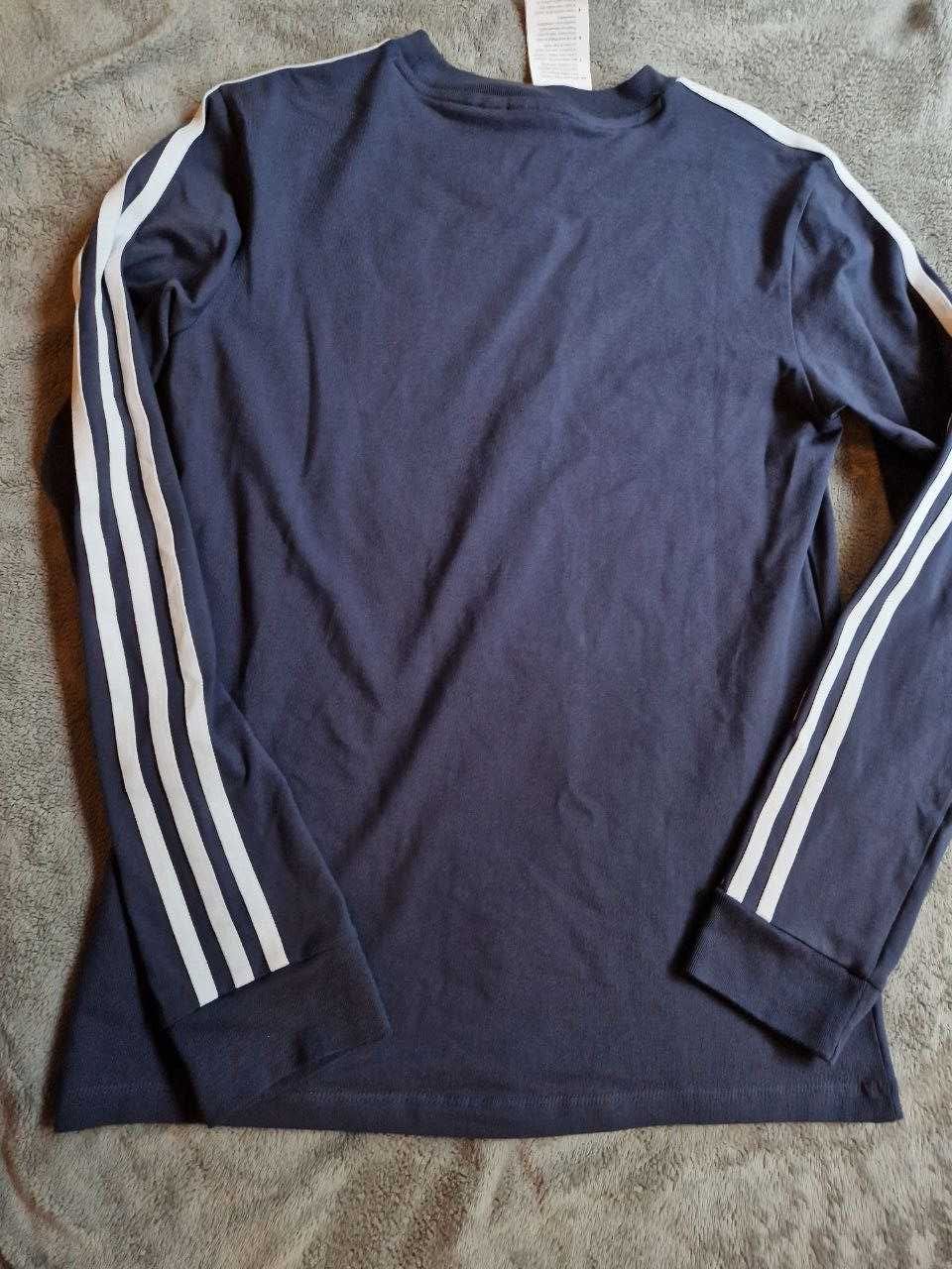 Кофта/світшот Adidas , розмір 34-36 (s-m), оригінал