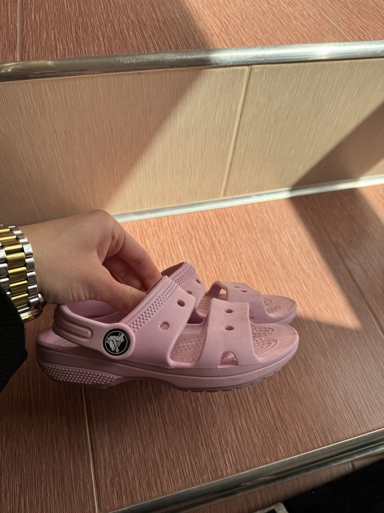 Босоніжки дитячі Crocs