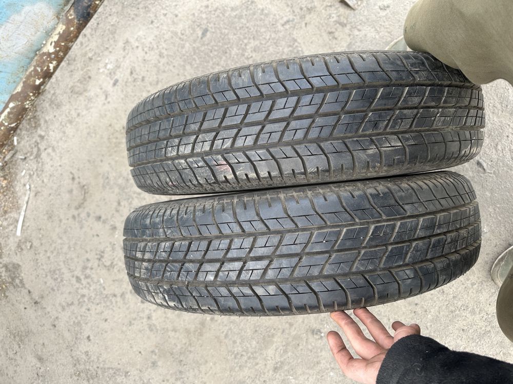 Пара шин 165/80 R15,чудовий стан, з Європи, без дефектів