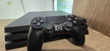 sprzedam konsolę sony ps4 pro