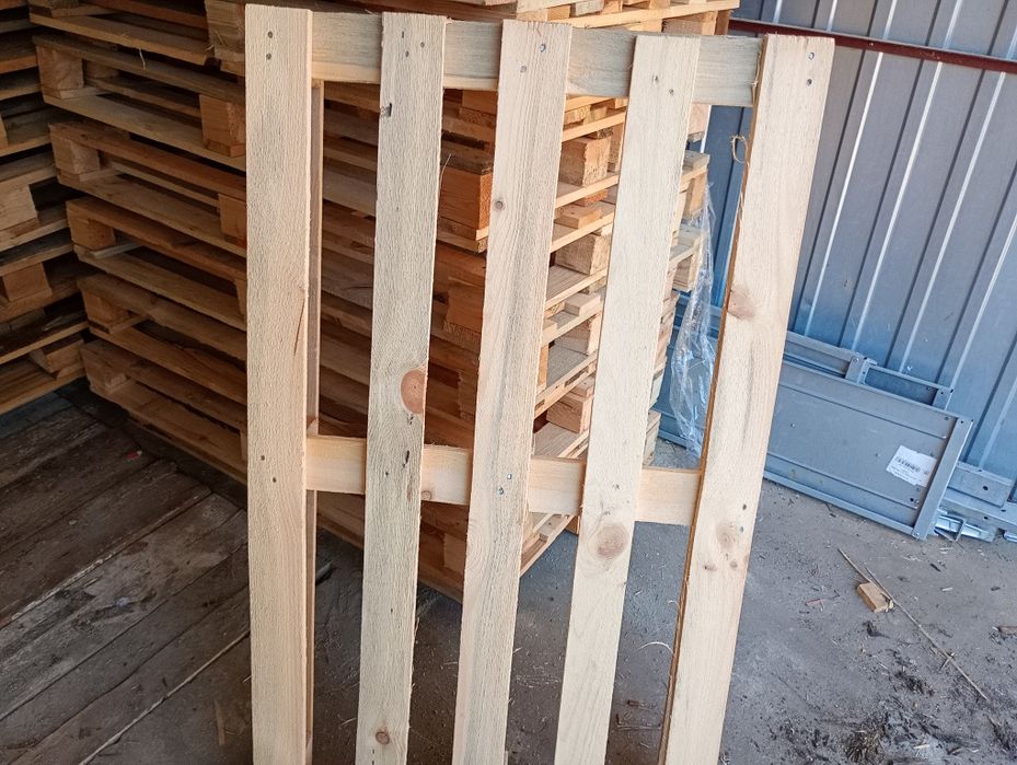 Palety 120cm na 70 cm jasna deska
