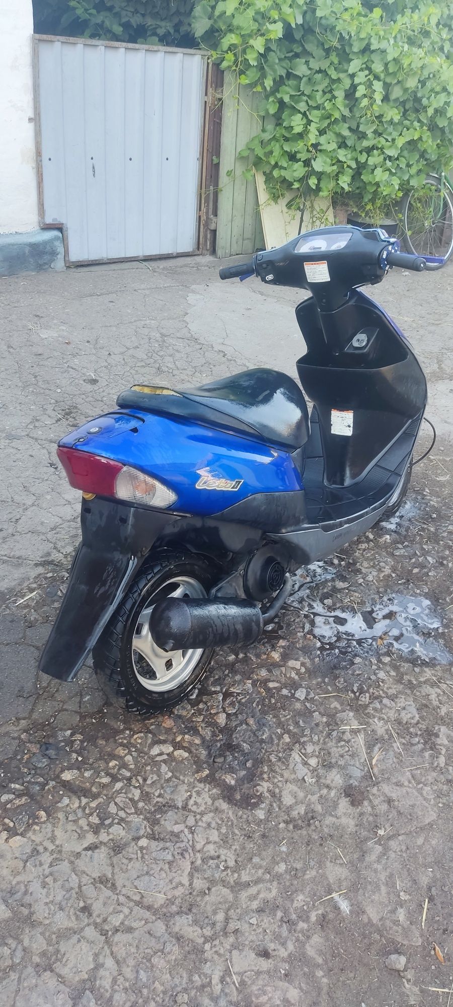 Продам скутер Suzuki lets 2 new