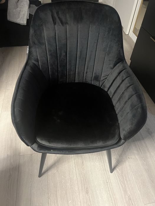 Krzeslo MUF MEM Meble czarny velur