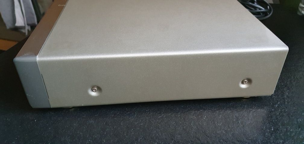 Onkyo T-411, T-422 tuner