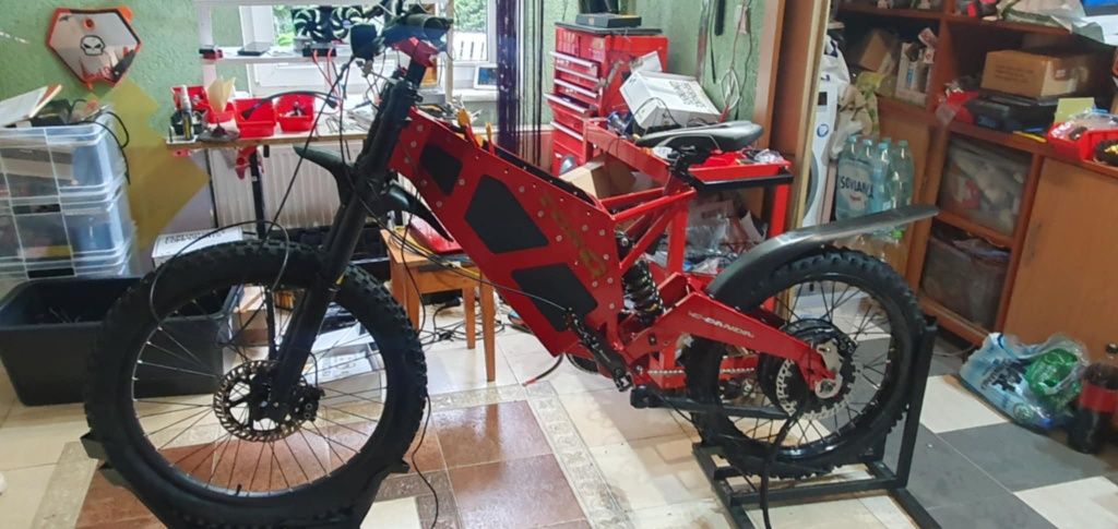 Pojazd elektryczny Torq 12.5 kW