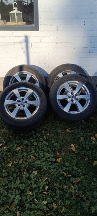 Felgi aluminiowe plus opony VW tiguan r.17