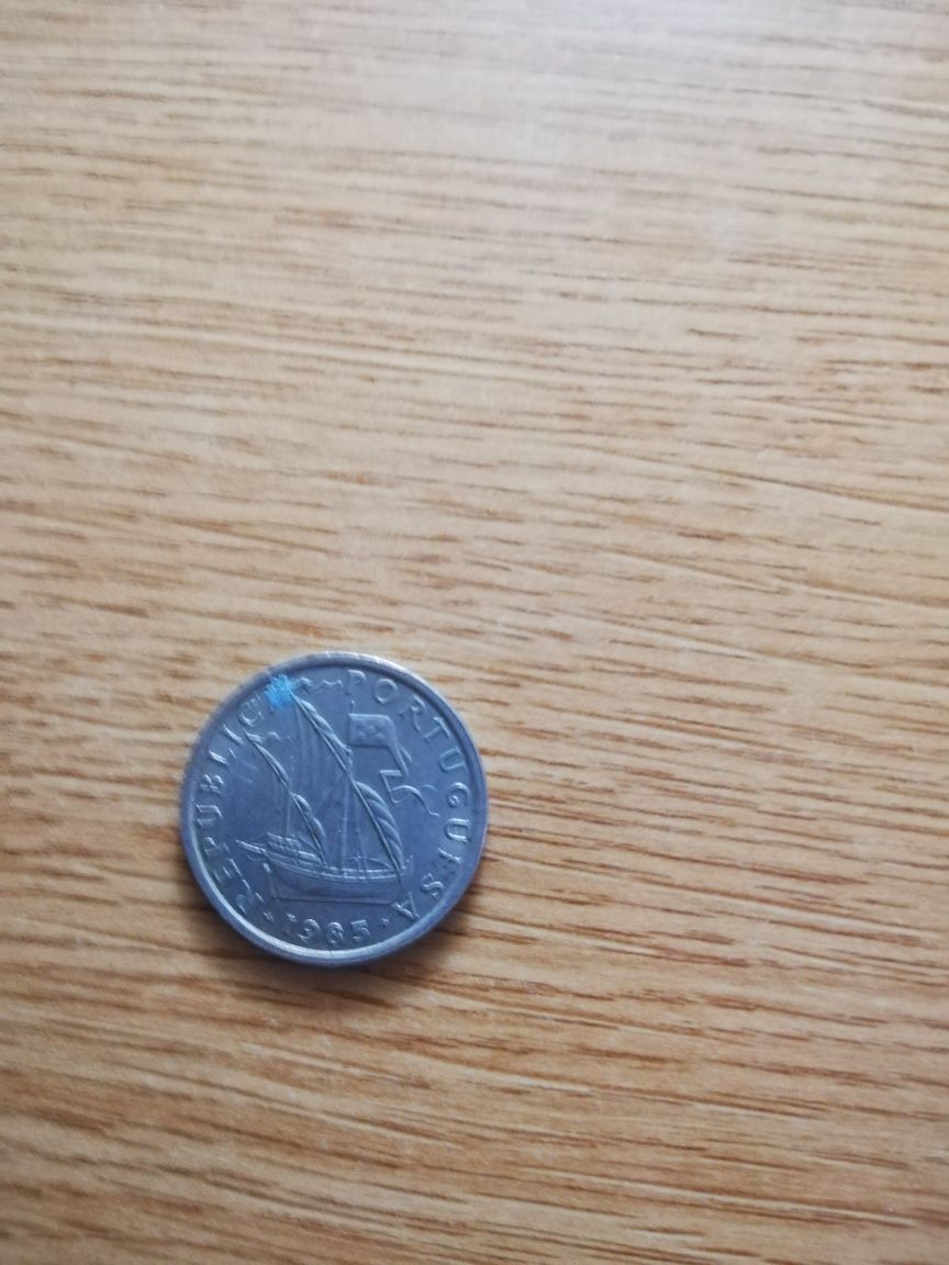 Moeda 5 escudos 1985