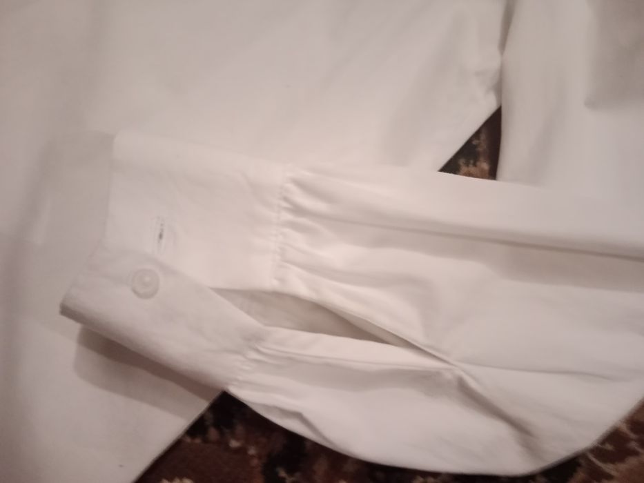 Biała koszula z Reserved