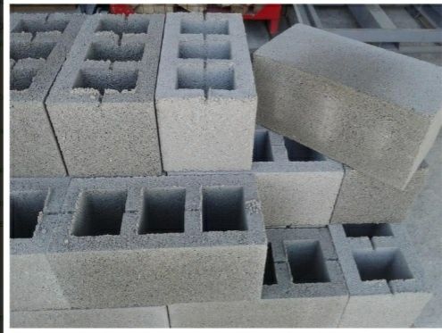 Блоки пісок ,щебінь ,цемент ,пиломатеріали,будматеріали