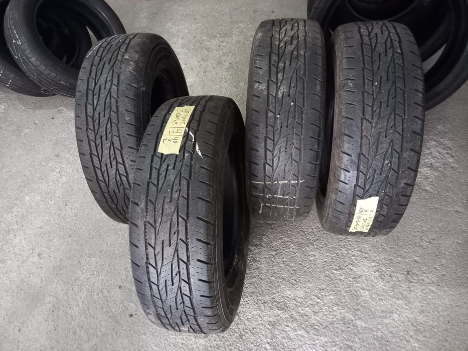 2 Pneus 205/70R15 Continental 4x4