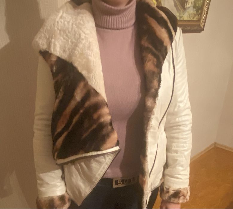 Белая дубленка ( косуха )