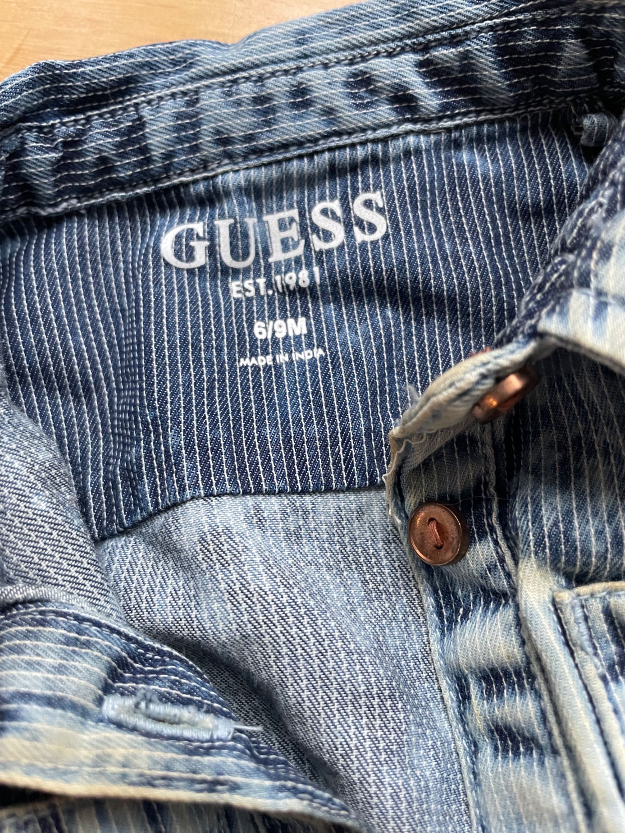 Джинсовое платье Guess на 6-9 мес, трусики у комплекті 100% оригинал