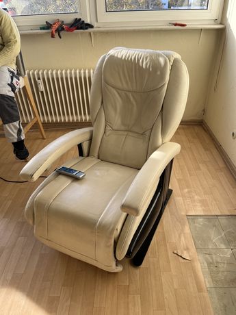 Fotel Elektryczny Himolla z masażami rozkladany skórzany