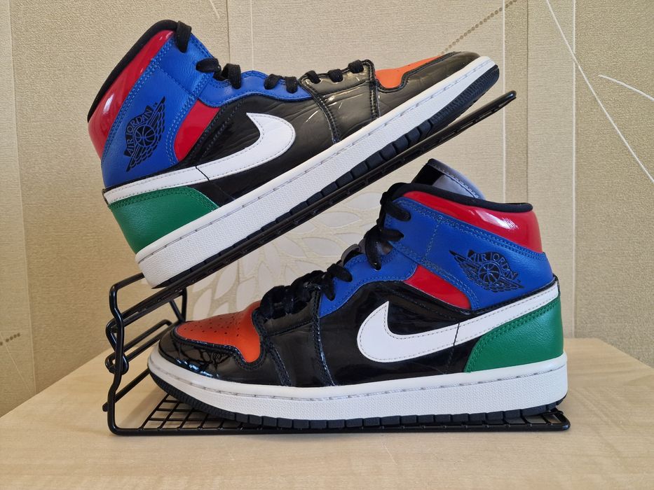 Кросівки жіночі Jordan 1 Mid оригінал 40