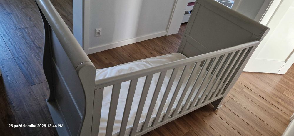 Łóżeczko dziecięce
