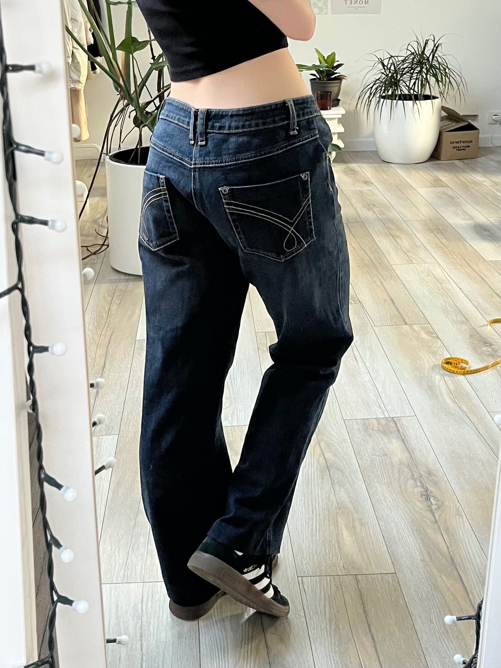 spodnie jeansowe z szerokimi nogawkami S-M