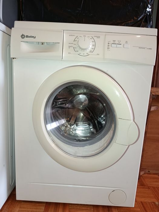 Máquina de lavar roupa Balay de 5 kg