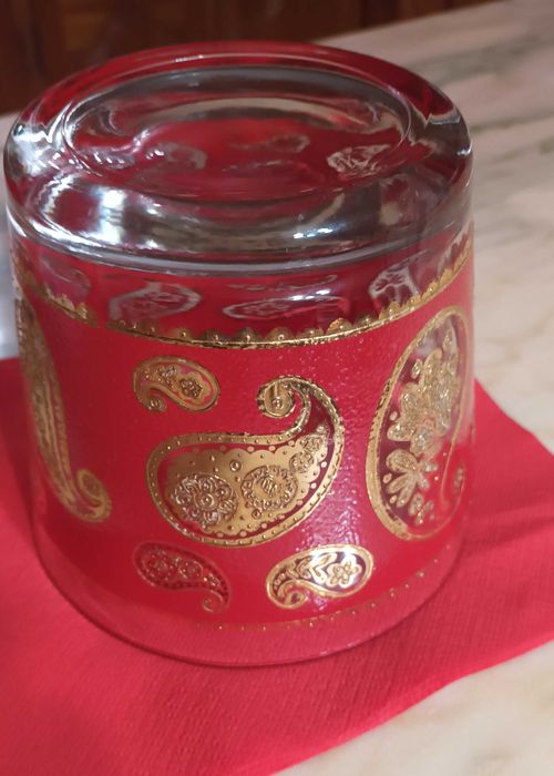 Balde de gelo ou decoração