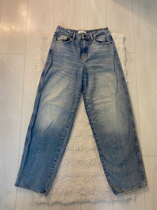 Jeansowe spodnie boyfriend Reserved