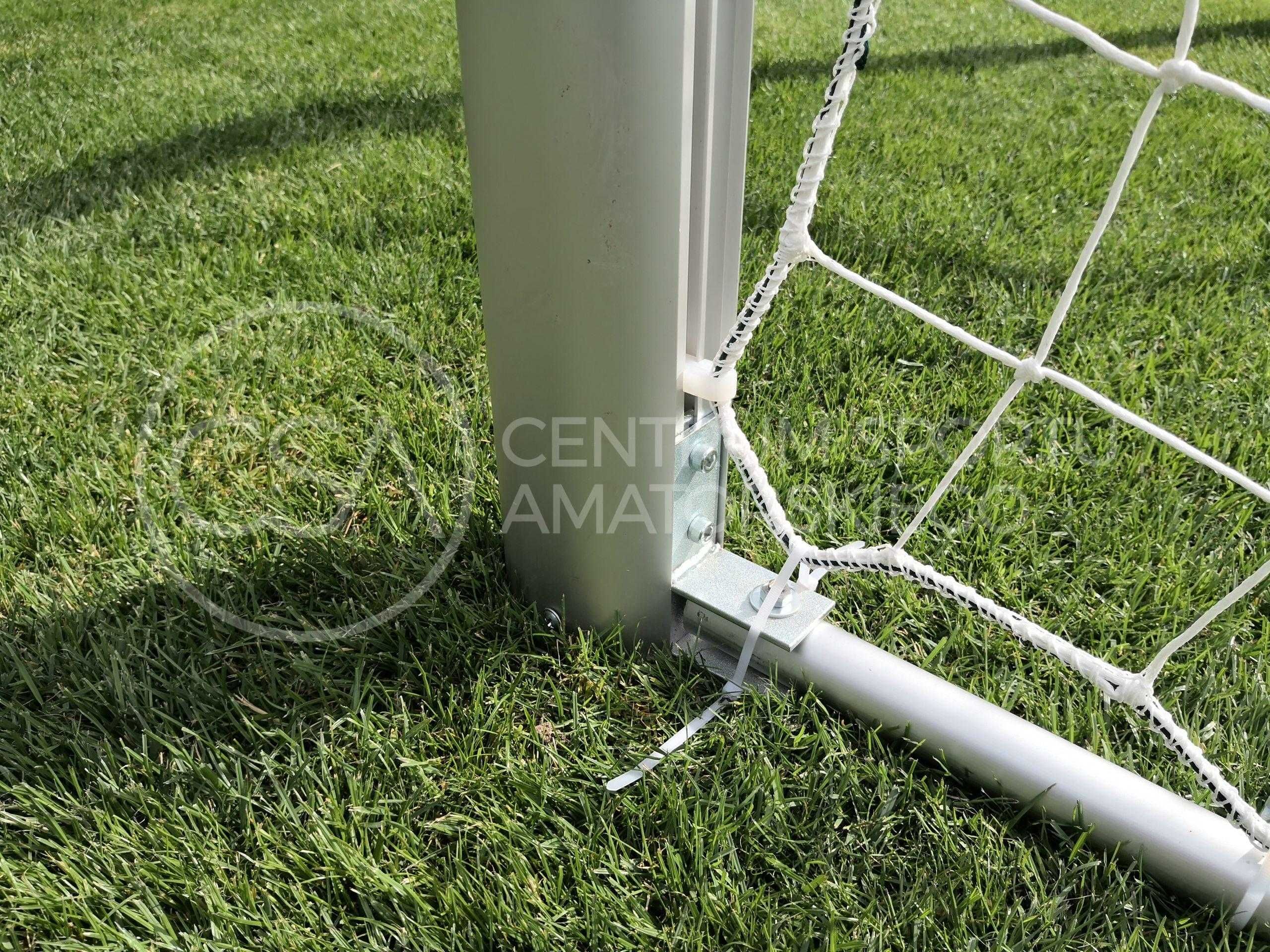 Bramka do piłki nożnej aluminiowa 5X2 TULEJOWANA/DO ZABETONOWANIA TYP1