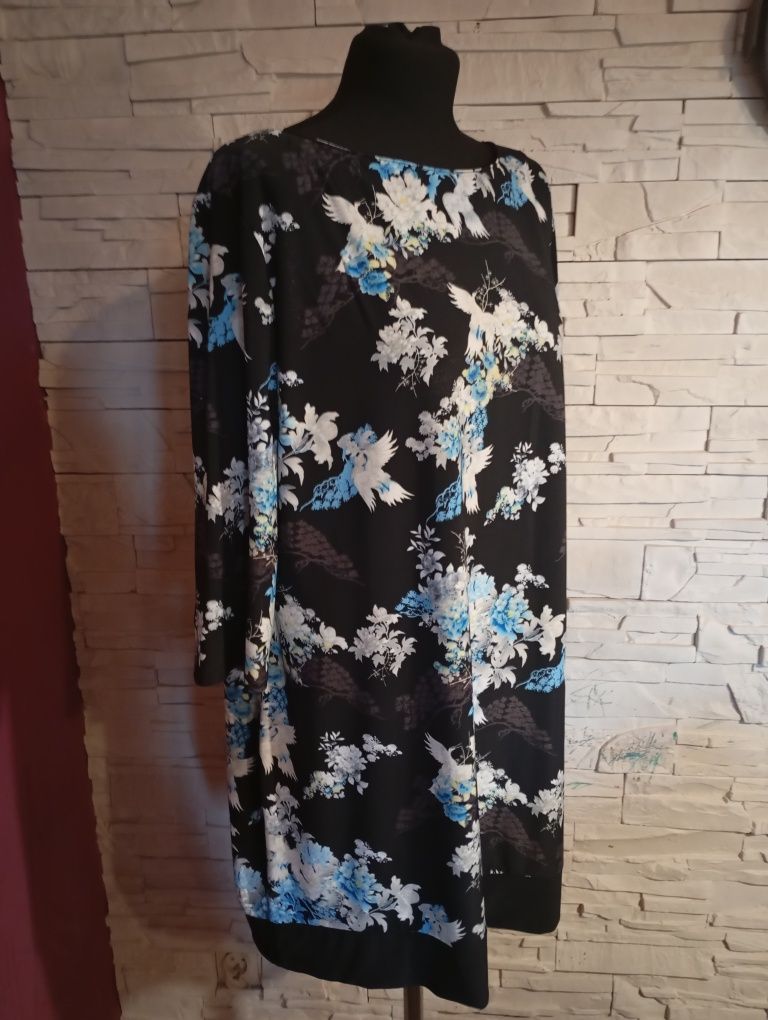 Piękna elegancka sukienka rozm 48