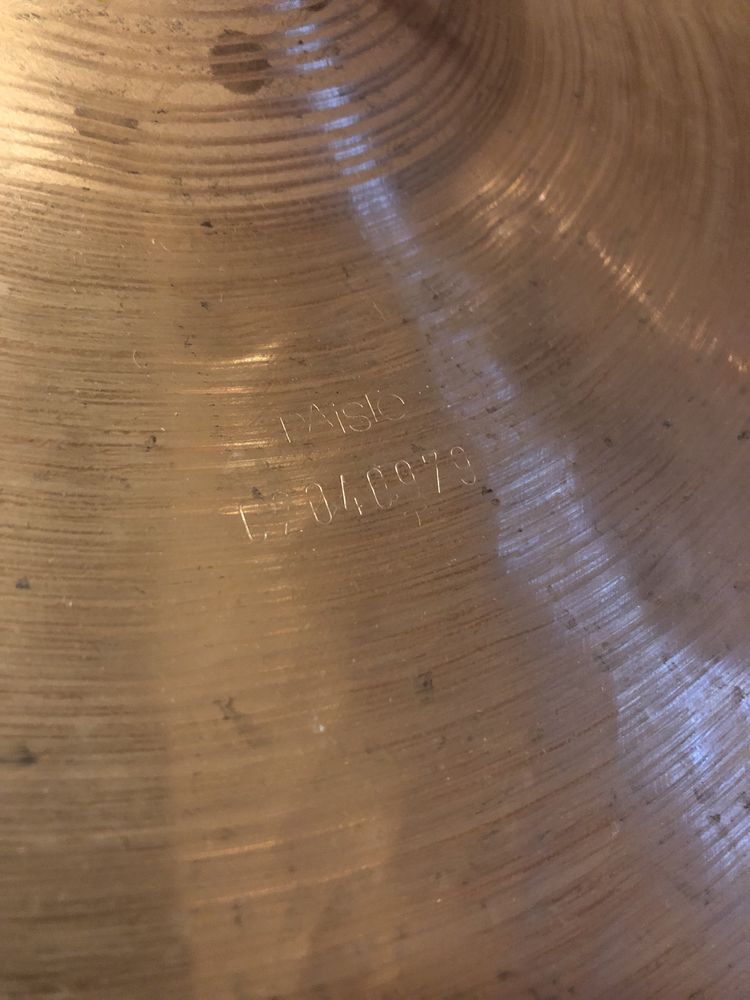 Paiste Signature Traditional Extra Thin Crash - 16” e 18”