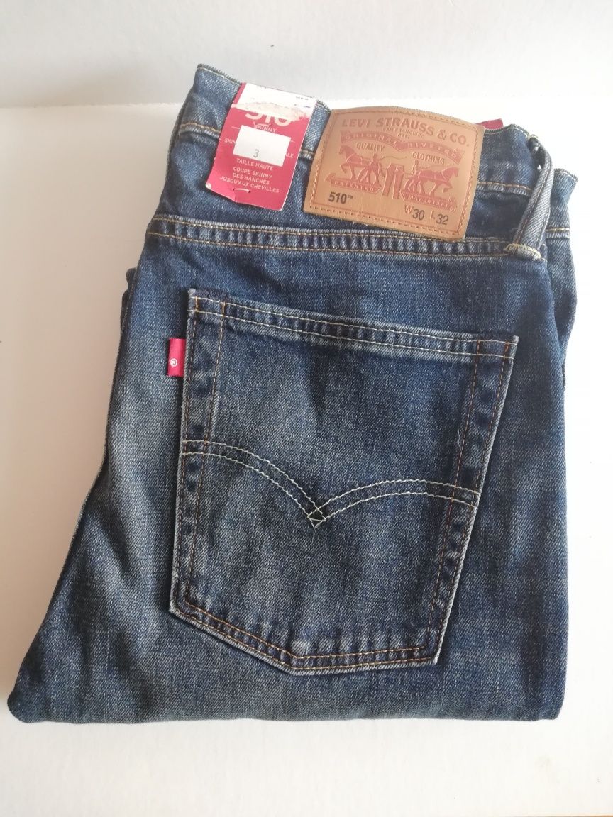 Levi's 510 - novas e com etiqueta