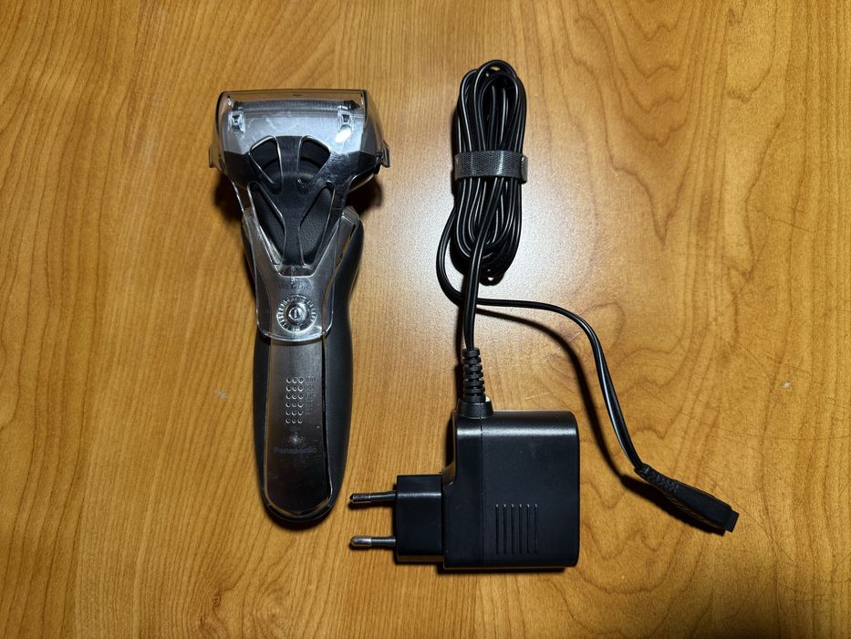 Електробритва Panasonic ES-RT77-S520