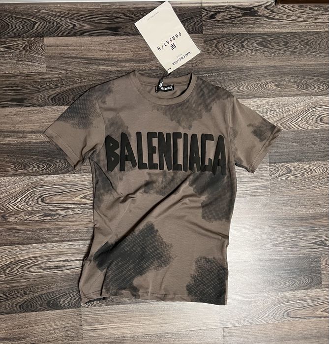 Balenciaga Футболка брендова