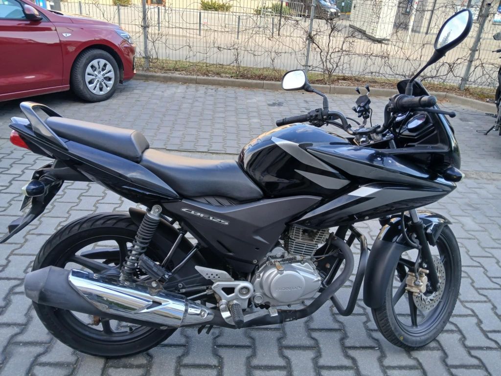 Wynajem motocykli kat B Honda 125