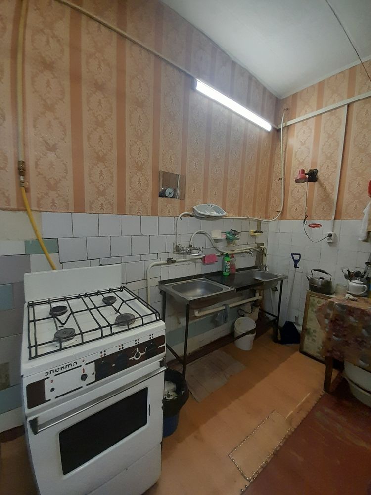 (!)Простора кімната в центрі