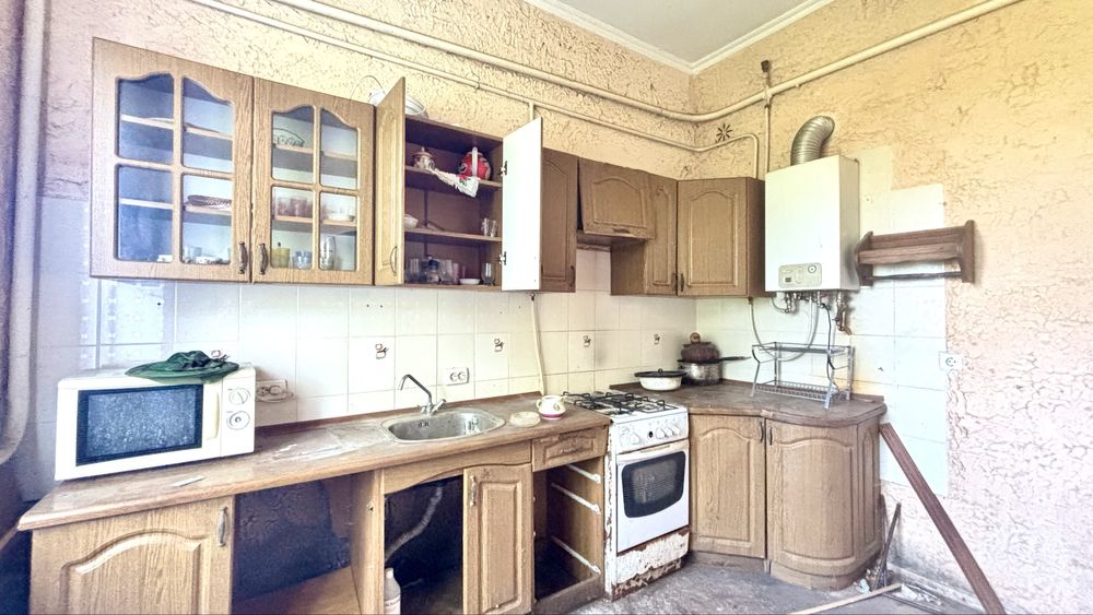 Продам 1/2 будинку с.Варковичі