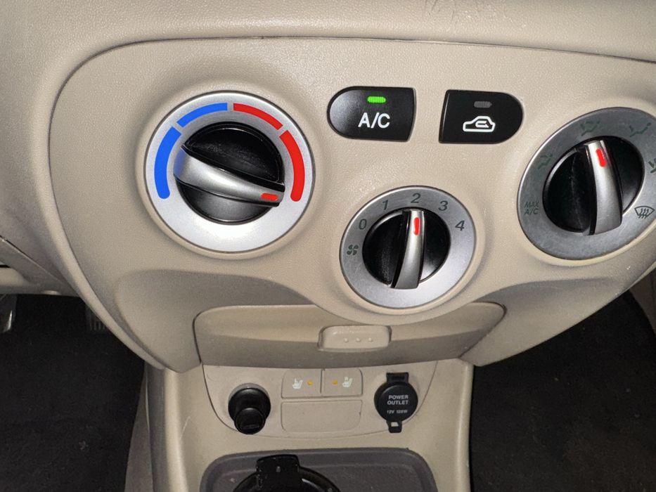 Хундай акцент 2008