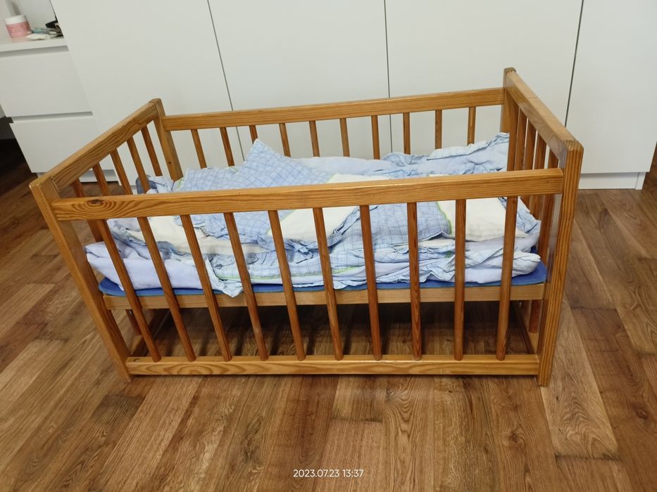 Łóżeczko dla lalek