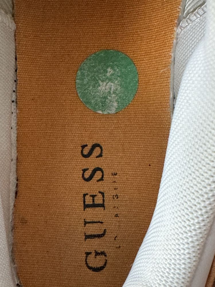Кросівки Guess
