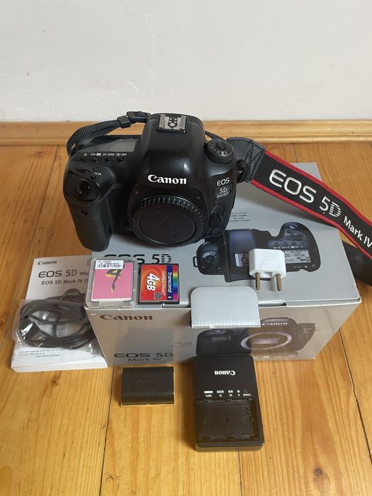 Canon EOS 5D Mark IV (body)