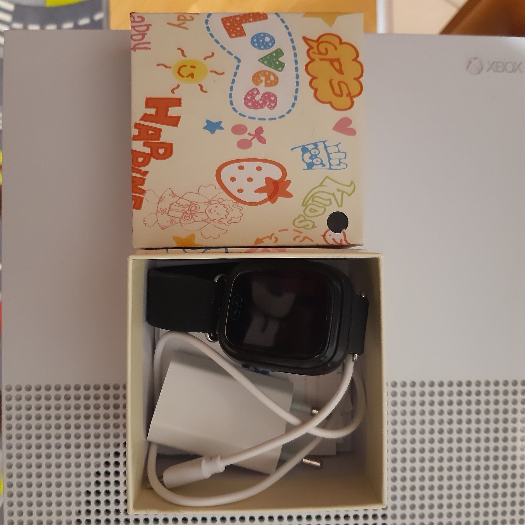 Smartwatch dla chłopca.