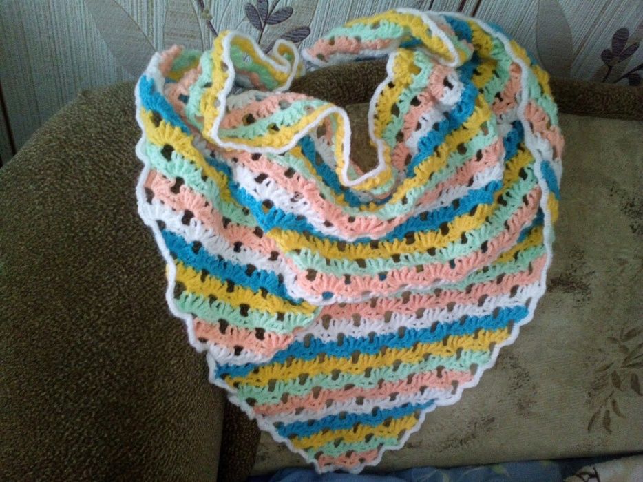 Шарф, шаль ручна робота крючком. Яскравий образ