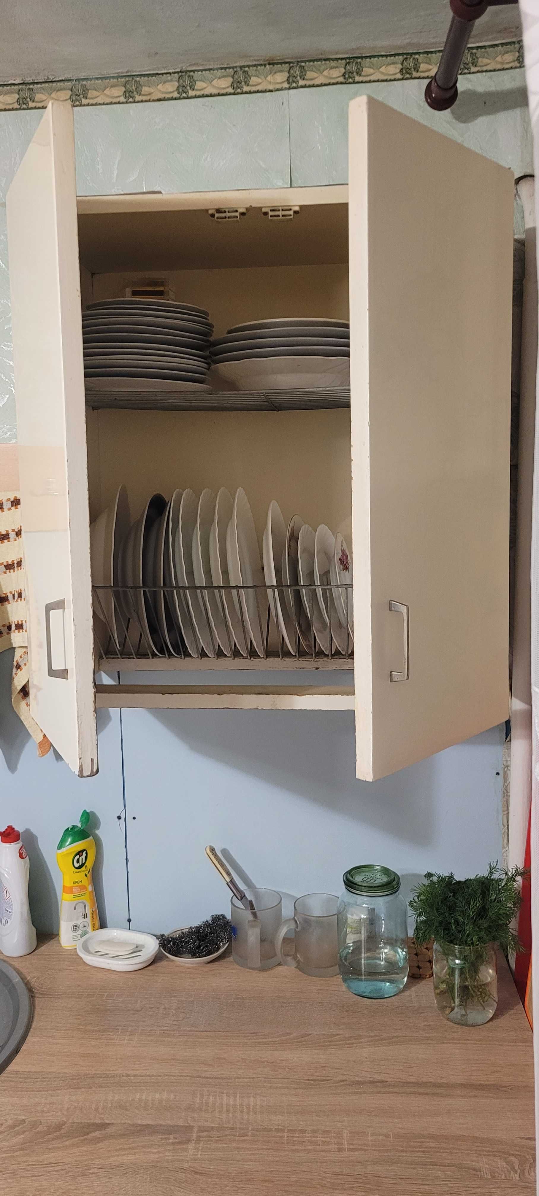 Продаю за символичную цену мебель в кухню, кухонный гарнитур