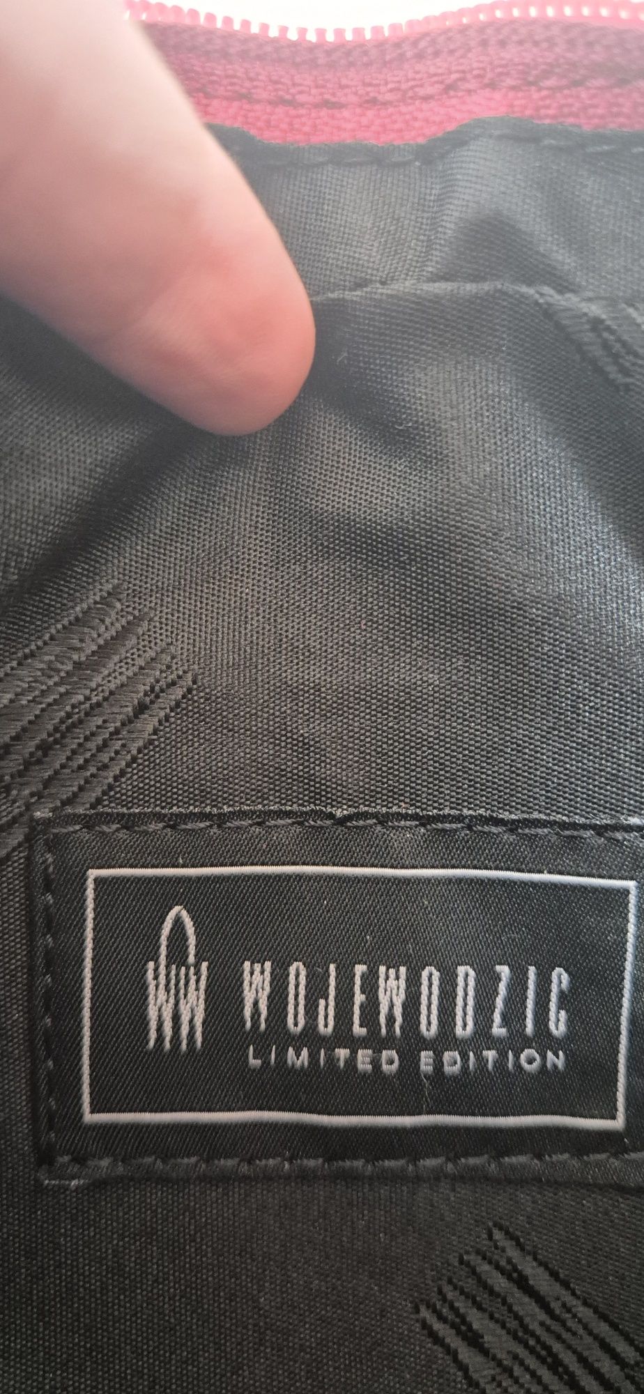 Torebka czerwona kopertowa lakierowana Wojewodzic