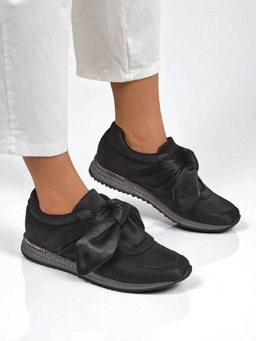 Sneakersy damskie z kokardą