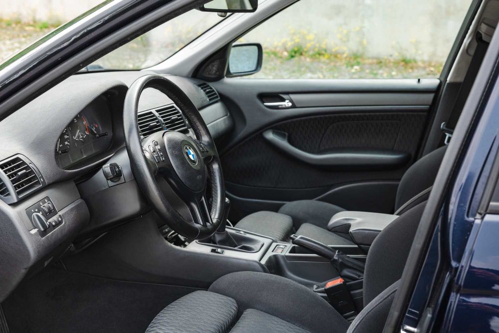 BMW 320d Touring  136cv