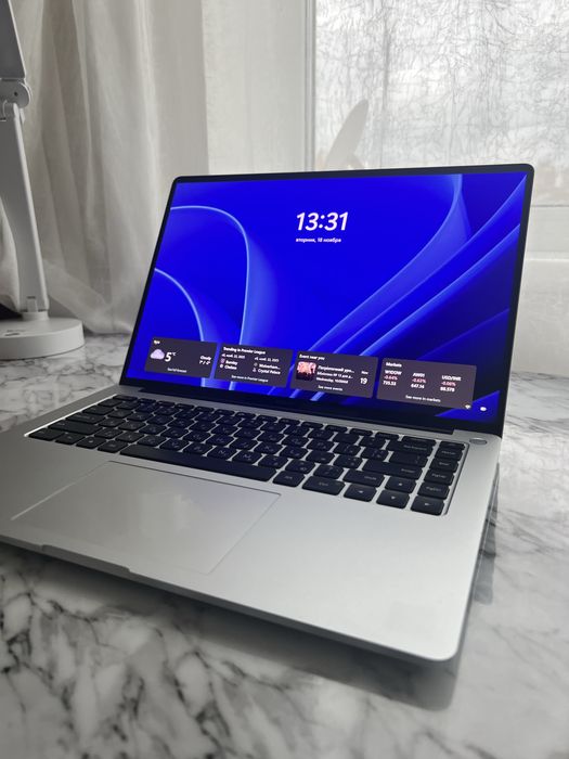 Xiaomi (3.5K OLED/Core i7-11370H/RAM 16/SSD 512/MX450)