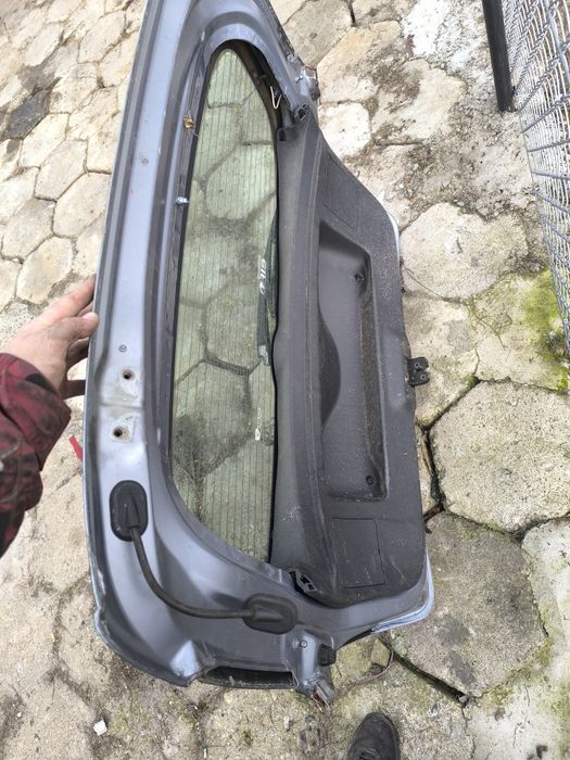 Renault Megane III klapa tylna HB