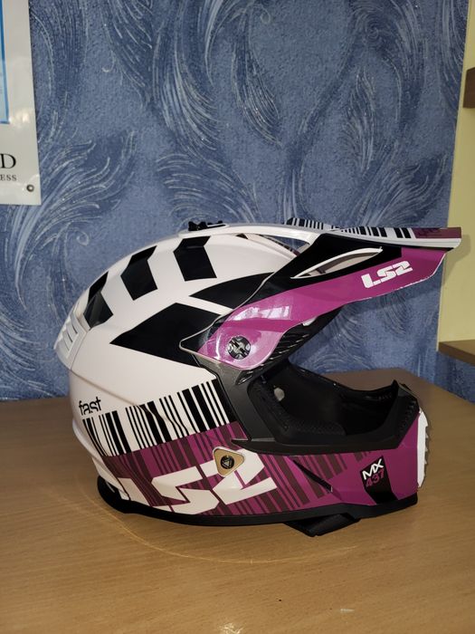 Продам шолом для мотоциклу,ls2 mx437