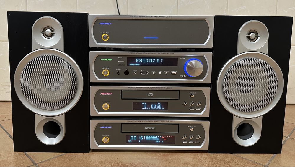 Wieża segmentowa CD, tuner, deck, MEDION MD 2949 + kolumny