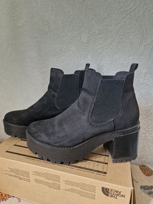 Черевики Pull&Bear 37 розмір