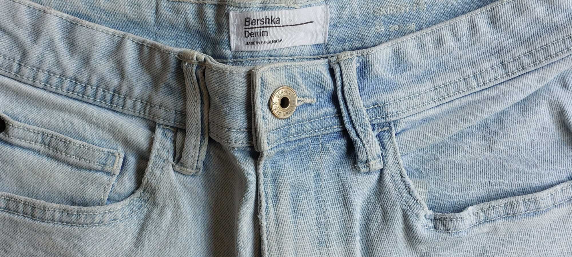 Calções Corsários de Ganga Bershka 34