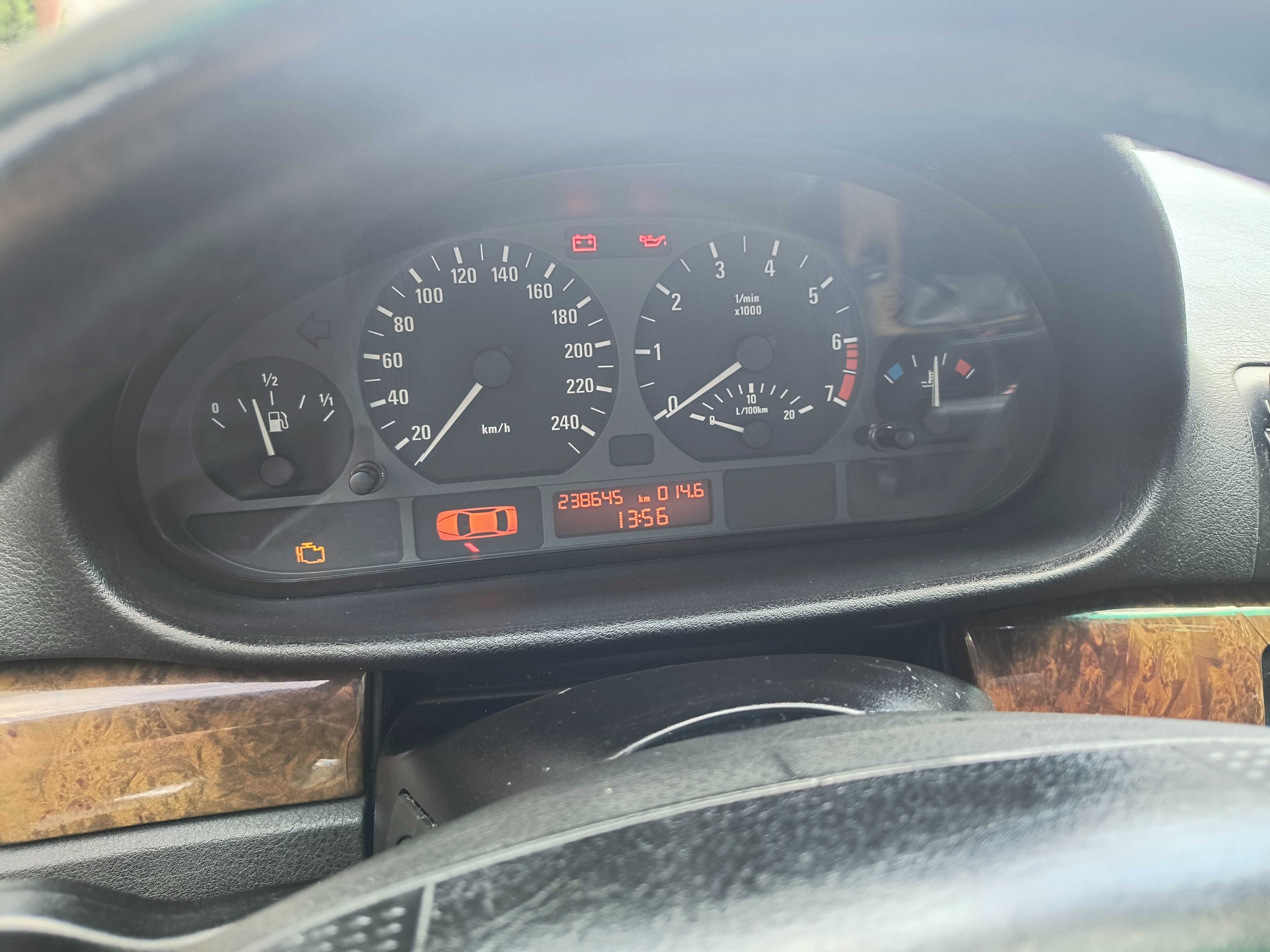 Sprzedam BMW E46 325i 2002 benzyna+lpg